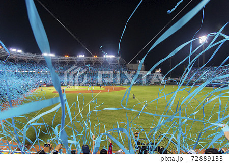 光 ライト 明かり 72889133