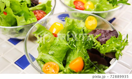 サラダ サラダ 72889935