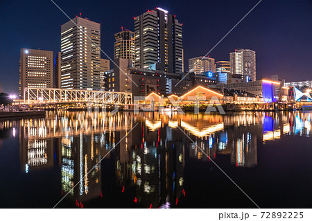 東京都 天王洲アイルの夜景 東京ベイエリアの写真素材