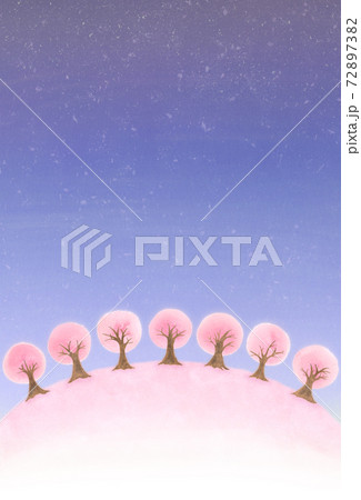 山に咲く桜の木風景 幻想的な明るい夜空 縦のイラスト素材 7273
