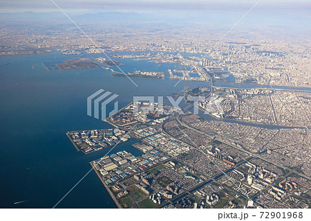 空から東京湾ベイエリアを一望 空から東京湾ベイエリアを一望 72901968