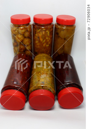 multiple pickle in jar with making item and spice 72906034