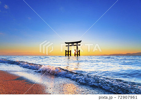 滋賀県　白鬚神社　　 72907961