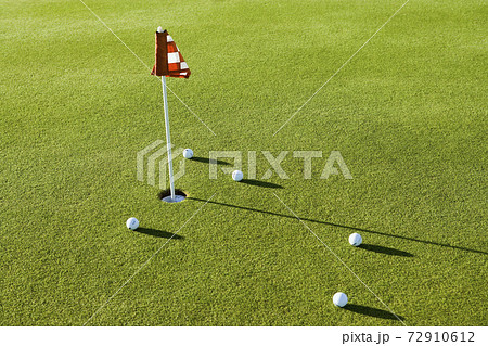 Putting Green Putting Green 72910612