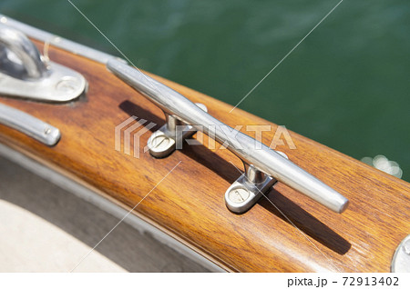 Still life photography images 72913402