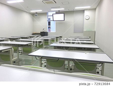 講義室 講義室 72913684