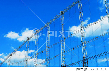トーキョージャンボゴルフセンターの設備と青空の風景 トーキョージャンボゴルフセンターの設備と青空の風景 72918404
