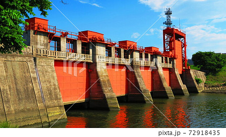 旧岩淵水門 赤水門 とその周囲の風景 東京都北区志茂 の写真素材