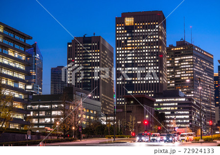 《東京都》霞が関の夜景・官庁街 《東京都》霞が関の夜景・官庁街 72924133