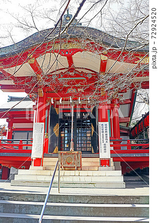 市谷亀岡八幡宮（市ヶ谷） 72924520