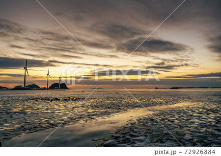 夕焼け 夕暮れ 日没 72926884