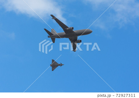 イタリア空軍KC-767Aとユーロファイター 72927311