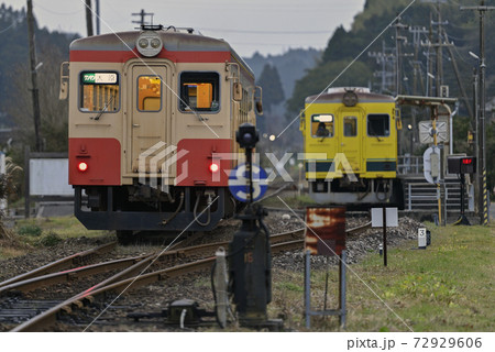 いすみ鉄道キハ20形【千葉県】朝の上総東駅【冬】 いすみ鉄道キハ20形【千葉県】朝の上総東駅【冬】 72929606