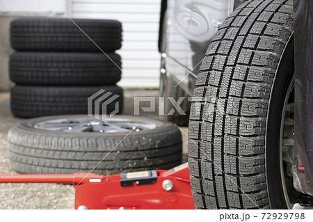 タイヤ交換 タイヤ交換 72929798