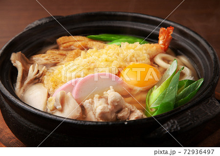 鍋焼きうどん 72936497