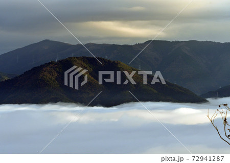 雲海イメージ 霧の都 かめおか霧のテラスの絶景 雲海イメージ 霧の都 かめおか霧のテラスの絶景 72941287
