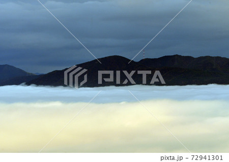 雲海イメージ 霧の都 かめおか霧のテラスの絶景 雲海イメージ 霧の都 かめおか霧のテラスの絶景 72941301