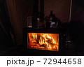 薪ストーブキャンプ 72944658