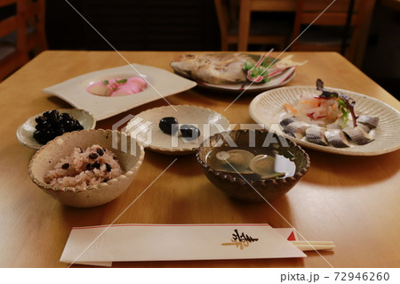 お食い初め 72946260