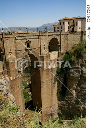 ロンダ ヌエボ橋 ロンダ ヌエボ橋 72947293