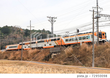 近鉄特急のビスタEX 72950098