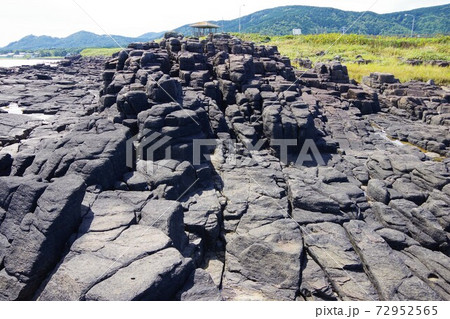 北海道枝幸町　ウスタイベ千畳岩 72952565