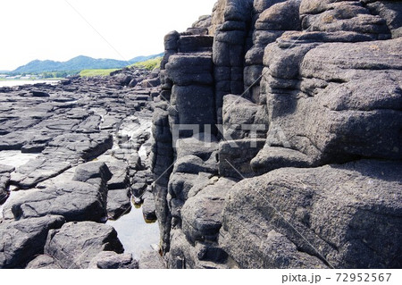 北海道枝幸町　ウスタイベ千畳岩 72952567