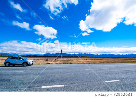 快晴の道路 快晴の道路 72952631