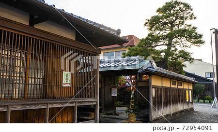 坐漁荘の正前入口 72954091