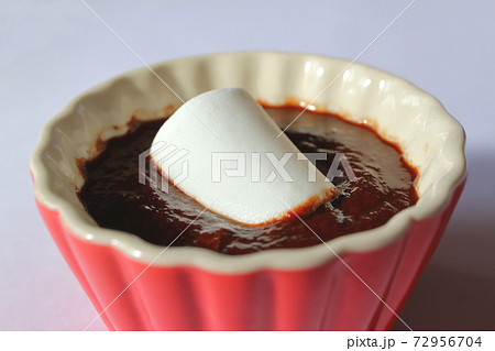 チョコレートフォンデュ マシュマロ 72956704