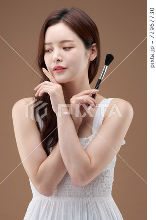 ビューティー 女性 女 72967730