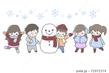 雪だるまと並ぶかわいい子ども達の冬の雪遊びの手描き風イラストのイラスト素材