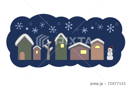 冬の夜の雪景色の家並みと雪だるまの手描き風イラストのイラスト素材