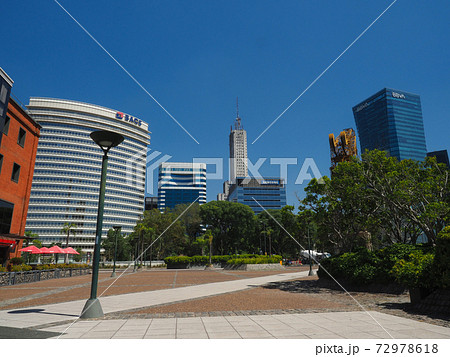 ＜アルゼンチン＞ブエノスアイレスの街並み(2月) 72978618