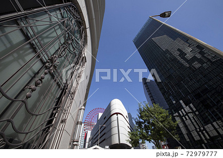 東梅田のビル群 東梅田のビル群 72979777