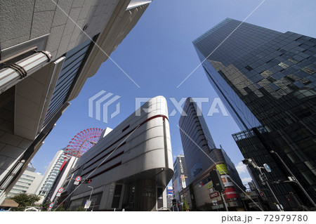 東梅田のビル群 東梅田のビル群 72979780