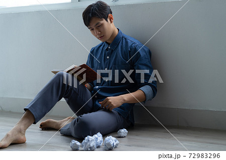 Man sadness, writer 72983296