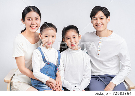 Family at home 72983364