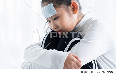 Kid, illness, alone 72983490