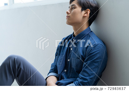 Man sadness Man sadness 72983637
