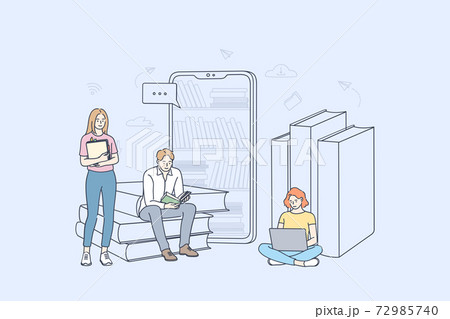 Online library and elearning concept 72985740