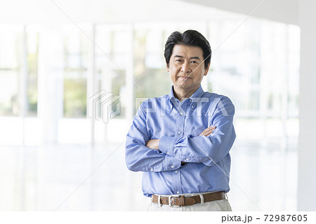 60代前半の男性　ポートレート 72987605