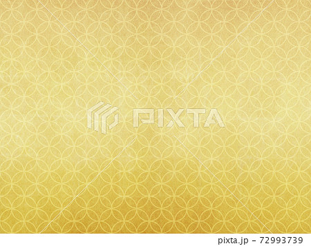 金箔　背景素材　七宝紋様 72993739