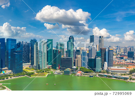 Panoramic view of Singapore 72995069