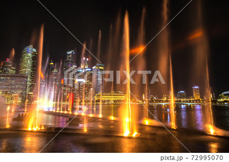 Laser show in Singapore 72995070