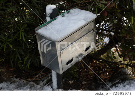 初雪　冬景色 72995973