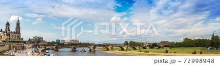 Panoramic view of Dresden 72998948