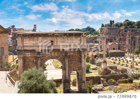 Ancient ruins of Forum in Rome 72999870