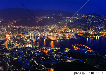 長崎県 稲佐山山頂展望台から見た長崎夜景の写真素材