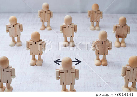 ソーシャルディスタンス 73014141